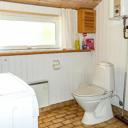 بيت للعطل 3 Bedroom Cozy In *