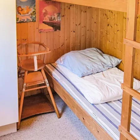 3 Bedroom Cozy In * Neksø